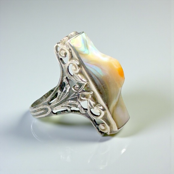 Vintage Art Deco Sterling Rectangular Abalone Blister Pearl Ring - Picture 4 of 14